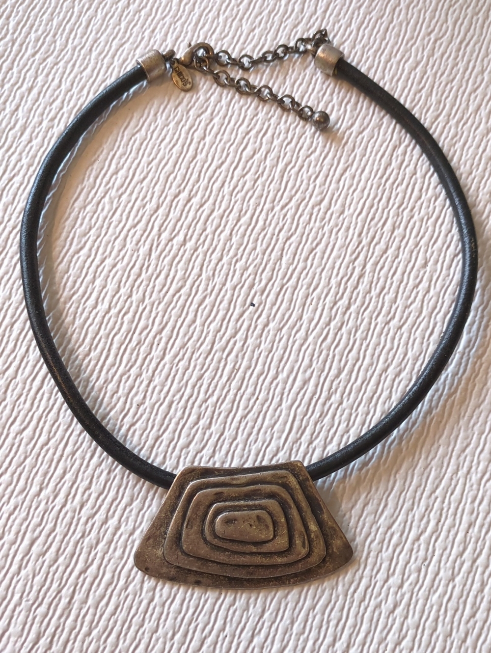 ☀️ R83 Chico's Black Leather Necklace with Antique Silvertone Geometric Pendant